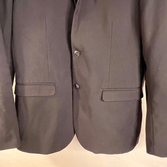H&M Mens Slim Fit Black Blazer Size 42R 2-Button Closure Notch Lapel Career - Picture 6 of 16